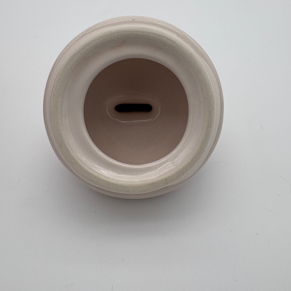 Pre Owned Rae Dunn Red With White Text Valentine Theme XOXO Canister with Lid - Picture 4 of 4